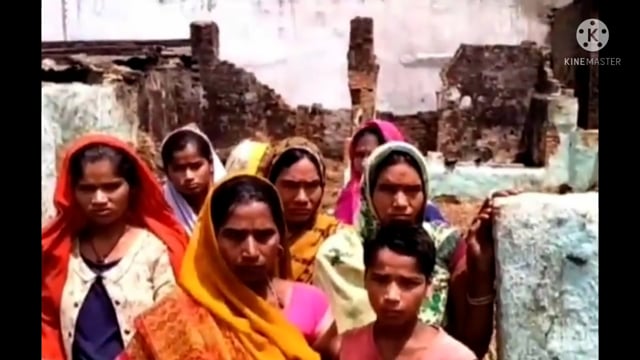 फुल्लीडुमर प्रखंड के उत्तरी जिला परिषद सदस्य विश्वजीत दीपंकर ने अग्नि पीड़ितों के बीच राहत सामग्री का किया वितरण