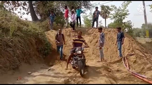 जहानाबाद साई मंदिर सहित कई गाँवो को जोड़ने वाली सड़क को प्रशासन के द्वारा कराया गया अवरुद्ध,लोगो को आवागमन में हुई परेशानी