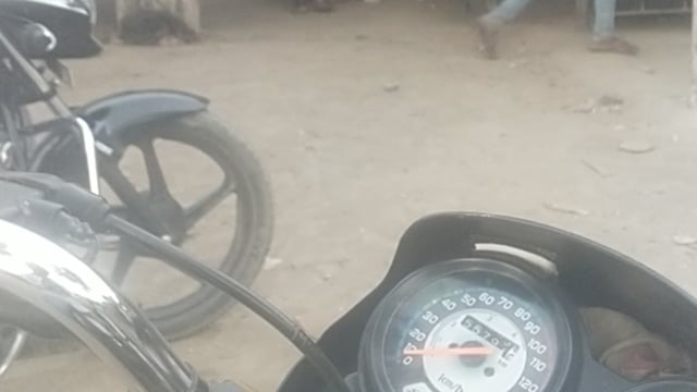 प्रतापगढ़ जिले के बिहार बाजार में क्रय मूल्य से अधिक पर बेची जा रही मदिरा लोगों ने की मीडिया से शिकायत