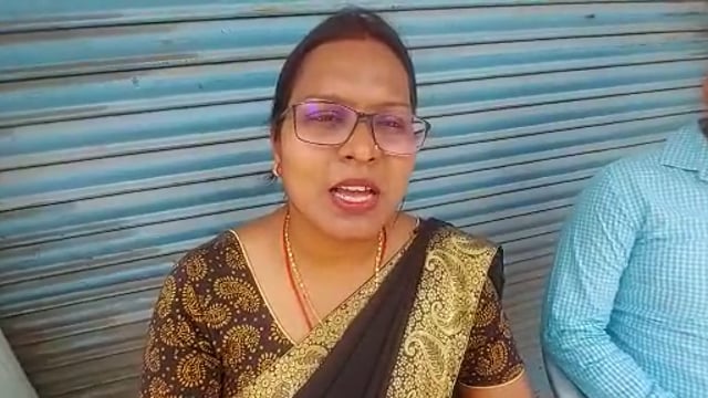 हवेली खड़गपुर नगर क्षेत्र में अतिक्रमण के विरुद्ध चला बुलडोजर अवैध ढंग से किए गए नाला पर कब्जा