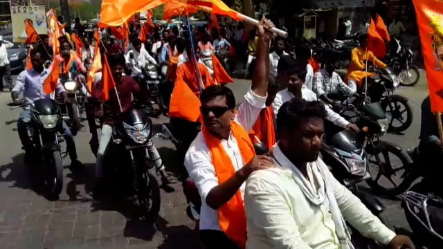 महात्मा बसवेश्वर महाराजयांच्या जयंतीनिमित्त शहरात मोटारसायकल रॅली