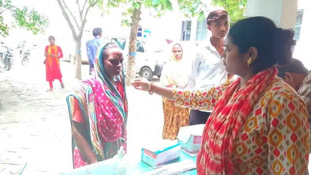 प्राथमिक स्वास्थ्य केंद्र हसनगंज में शिविर आयोजित कर 45 लोगों का किया गया  कोरोना जांच