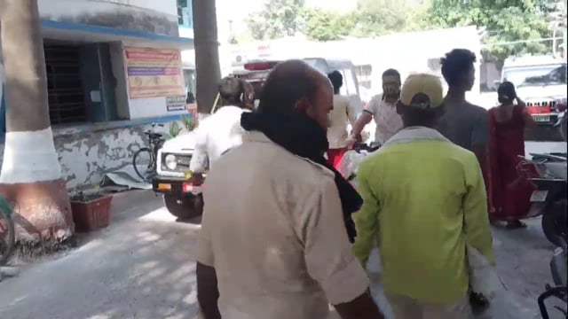 भागन बिगहा ओपी पुलिस ने चार
पुल निर्माण के लोहा को चोरी करते चोर को किया गया गिरफ्तार।