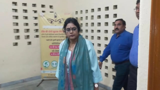 इंदरवा पंचायत में जिला प्रशासन की ओर से रात्रि चौपाल कार्यक्रम का आयोजन किया गया