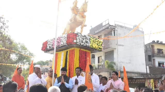 तालुक्यात विविध ठिकाणी महात्मा बसवेश्वर महाराज यांची जयंती साजरी