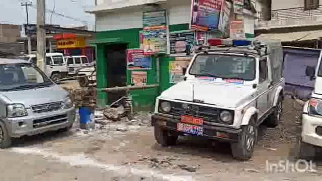 सुगौली में महिला को महीने भर से जबरन कैद कर बलात्कार के आरोप में महिला समेत तीन लोगों को पुलिस ने किया गिरफ्तार।