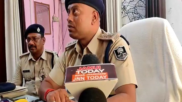 नाबालिग से सामूहिक बलात्कार के आरोपी भागने के फिराक में थे गुजरात, पुलिस ने किया गिरफ्तार

