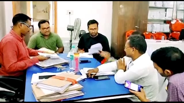 डुमरी प्रखंड के 37 में से 18 पंचायतों के मुखिया पद प्रत्याशियों की स्क्रूटनी हुई पूरी