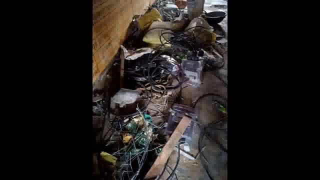 सिरनवा गांव से 5 लीटर शराब बरामद एक शराब तस्कर गिरफ्तार।