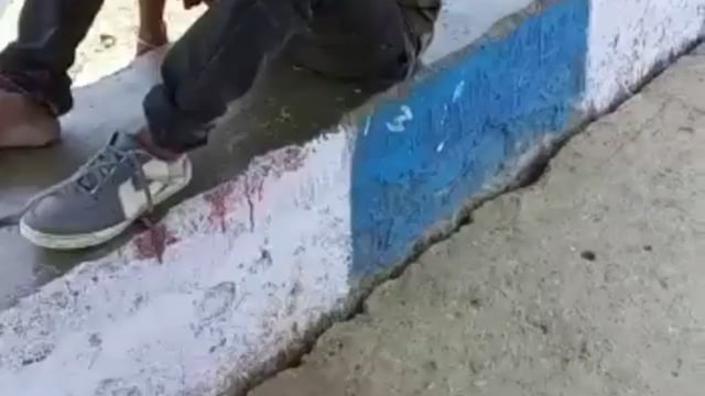 चानन  : लाखोचक हाॅल्ट पर ट्रेन से गिरकर युवक जख्मी एवं एक कि महिला कि मौत। 