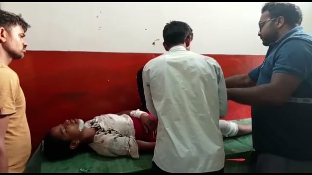 अमरपुर : पढ़ाई के लिए कोचिंग संस्थान जा रही साइकिल सवार छात्रा को ट्रक ने मारी टक्कर बाल बाल बची जान l