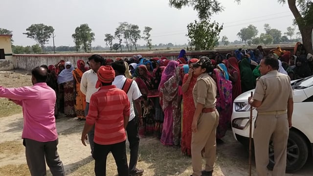 प्रतापगढ़ जिले के बिहार ब्लॉक के रामदास पट्टी में शुरू हुआ कोटे का चयन मानक ना पूरा होने के कारण हुआ स्थगित
