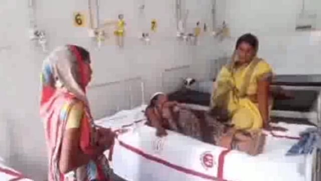 मक्का तोड़ने को लेकर हुए विवाद में सिझौड़ी गांव में दो पक्षों के बीच जमकर मारपीट ,तीन लोग जख्मी