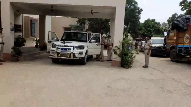 डीआईजी ने किया रजौन थाना का निरीक्षण