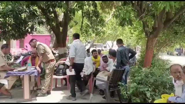 थाना संग्रामगढ़ मे प्रभारी निरीक्षक व लेखपाल ने थाना दिवस किया संपन्न, नही पहुंचे कोई राजपत्रित अधिकारी