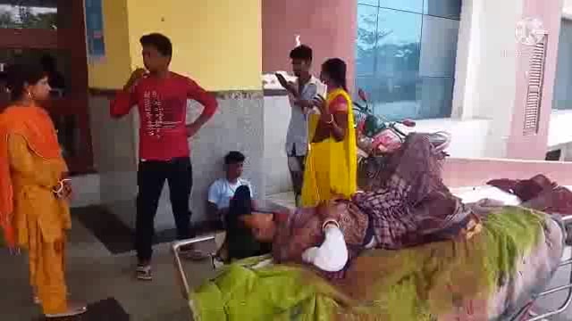 सनकी पति नें पत्नी व सास को हँसुली बुरी तरह वार कर किया जख्मी , चिंताजनक हालत में विम्स से पटना पीएमसीएच किया गया रेफर 