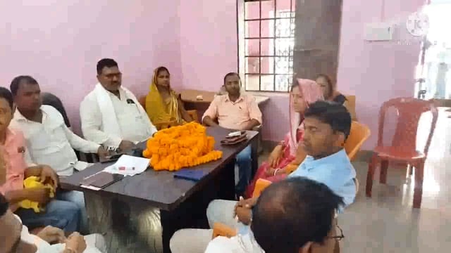   फुल्लीडुमर प्रखंड मुखिया संघ के अध्यक्ष बने कैथा पंचायत के मुखिया चंदन कुमार सचिव बने प्रकाश यादव