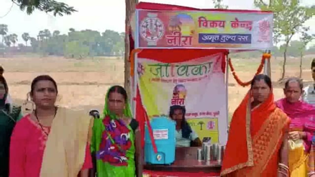 प्रखंड के कोइलवां,धुसरी पंचायत में 8 नीरा विक्रय केंद्रों का हुआ उदघाटन,महिला बन रही स्वाबलंबी