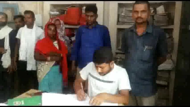 पंजवारा पंचायत के मुखिया के खिलाफ वार्ड सदस्यों ने खोला मोर्चा वीडियो से की लिखित शिकायत। 