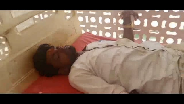 कोठिया गांव के समीप तीखे मोड़ पर बाइक पलटने से दो महिला समेत तीन लोग जख्मी