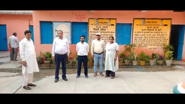 रहुई प्रखंड क्षेत्र के खिरोना कस्तूरबा विद्यालय को जर्जर भवन के कारण मध्य विद्यालय खिरोना में किया गया शिफ्ट