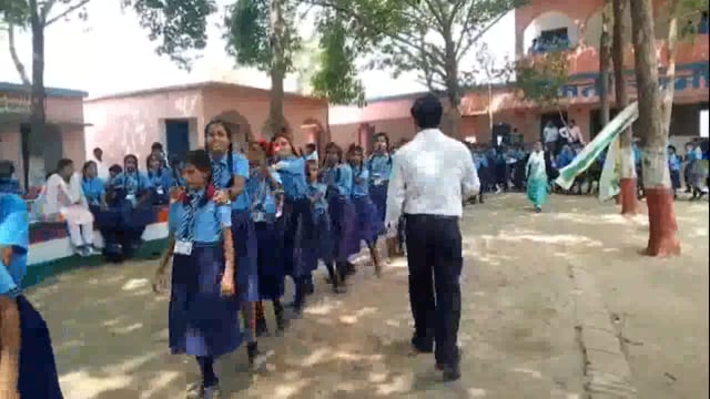 आदर्श मध्य विद्यालय पतसंग में सभ्य समाज बनाने के लिए बाल विवाह,बाल शोषण एवं बाल श्रम निषेध बिहार हेतु खेल प्रतियोगिता एव