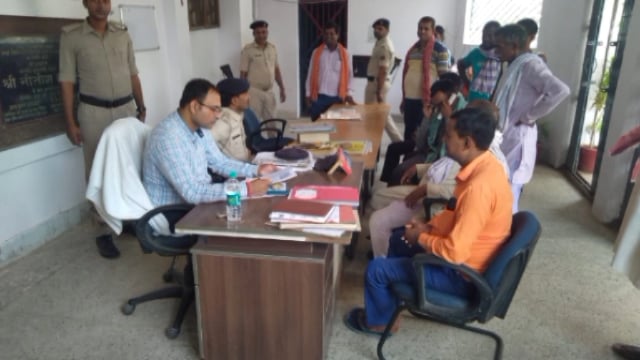 जनता दरबार लगाकर जमीन विवादों का किया गया निष्पादन