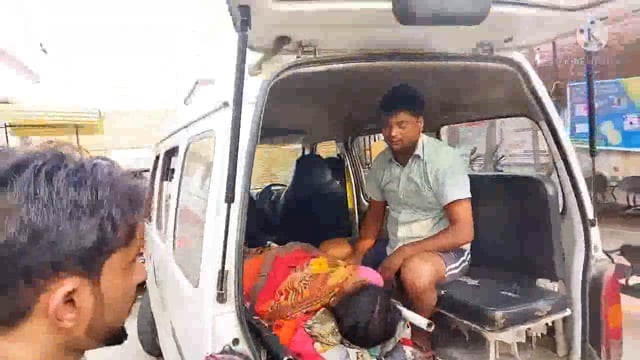 पंखा लगाने के क्रम में करंट लगने से तकीपुर की एक महिला सुनीता देवी जख्मी