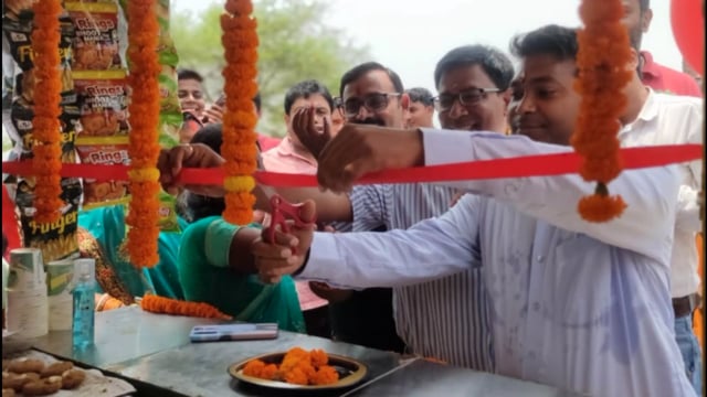 जवातरी में खोला गया जिले का दूसरा स्थाई नीरा बिक्री केंद्र