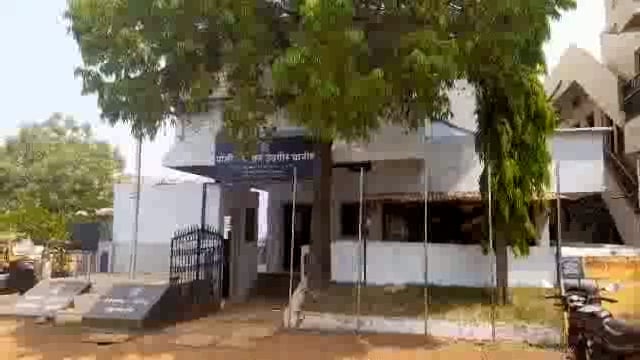 चांदेगाव पाटी येथे ८०० रुपयांची अवैध देशी दारू ग्रामीण पोलिसांनी पकडली,ग्रामीण पोलीस ठाण्यात गुन्हा दाखल