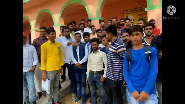 युवा राजद नेताओं ने बाहरी लोगों  बांका राजद जिलाध्यक्ष पद से हटाकर जिले के लोगों को जिला अध्यक्ष बनाने को लेकर किया बैठक