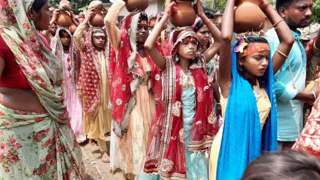 चानन  : संग्रामपुर मूं दो दिवसीय रामधुन यज्ञ को लेकर निकली भव्य कलश शोभायात्रा।