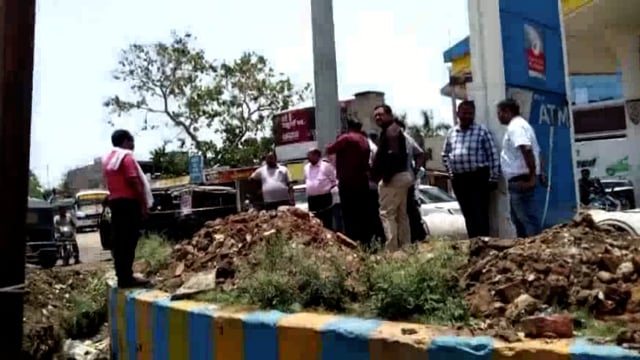 पत्थलगांव स्थित इंदिरा चौक को स्थापित करने पर रोज हो रहा स्थल ओ लेकर विवाद, SDM, तहसीलदार सहित अन्य अधिकारी रहे मौजूद