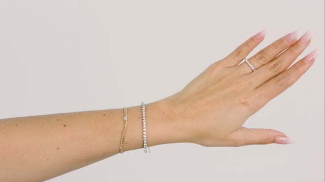 Emerald and Round Band - Video