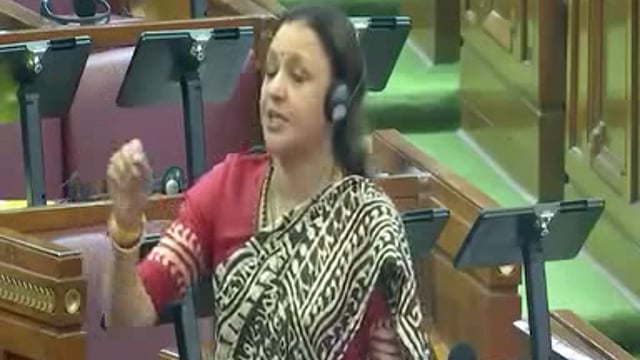 रामपुर खास विधायिका व कांग्रेस विधान मण्डल दल आराधना मिश्रा (मोना) ने विधानसभा में तदर्थ शिक्षकों के लिए उठाई माँग