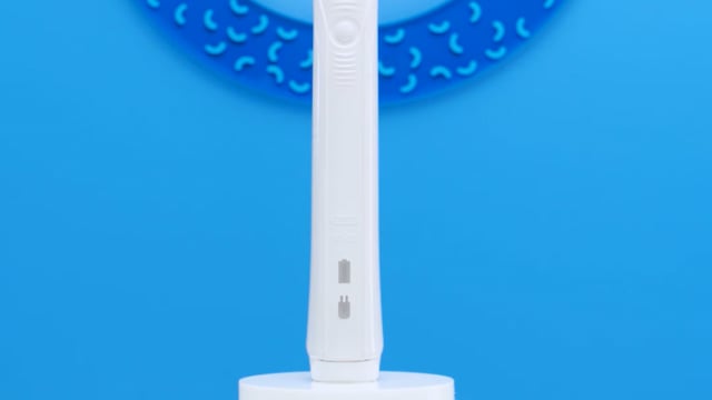 Oral B hero