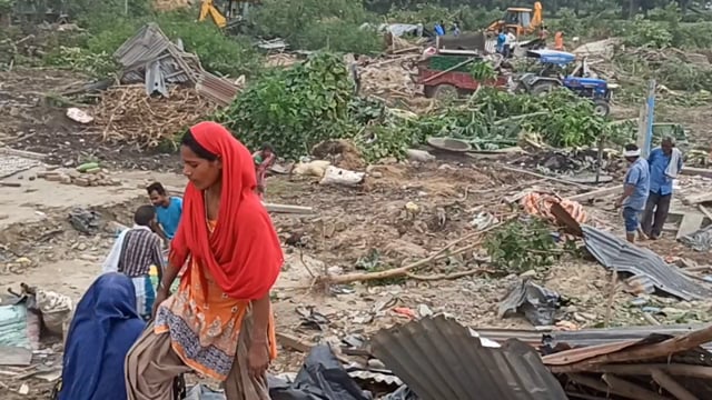 कदवा के कुम्हड़ी खेल मैदान का स्टेडियम बनाने के लिए सरकारी जमीन को अतिक्रमण मुक्त किया गया।