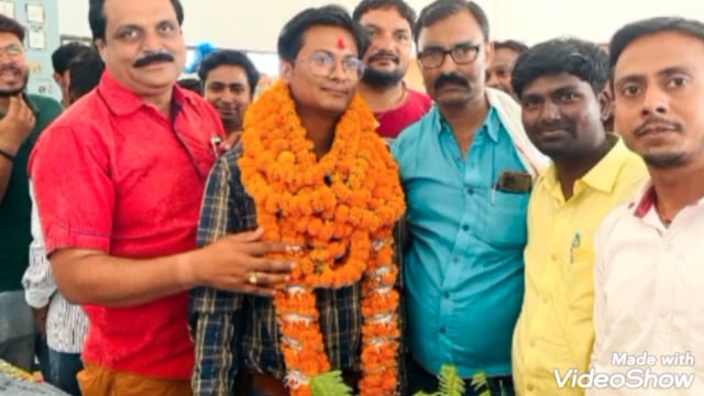 स्थानांतरित सहायक अभियंता को दी गई विदाई नए का किया गया स्वागत