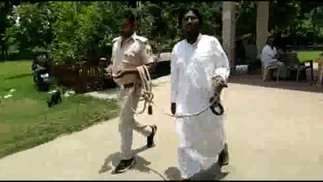 बड़ी चातर गांव में जदयू नेता की पत्नी की हत्या के मामले में गिरफ्तार आरोपी को जेल भेज दिया गया।