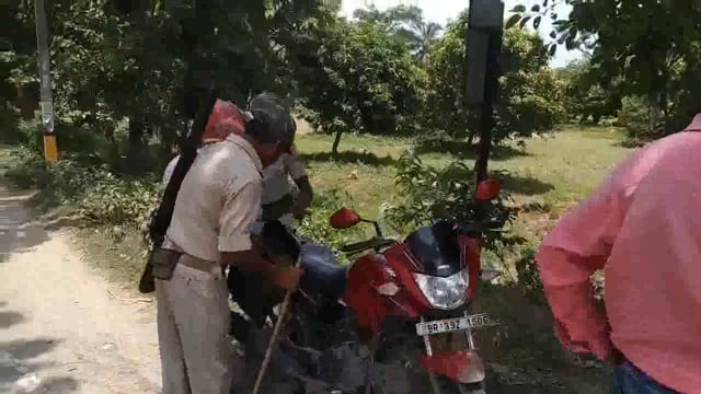 हसनगंज के रामा सड़क मोड़ में चलाया सघन जांच अभियान,की गई 25 वाहनों की जांच