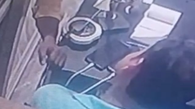 जय रामपुर गांव में किराना स्टोर की दुकान से ₹90000 ले भागे नकाबपोश बदमाश