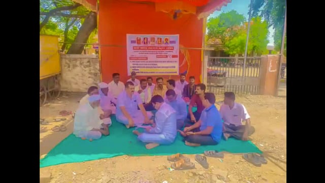 आटपाडी तालुक्यातील महादेव कोळी समाजाच्या नागरिकांकडून विविध मागण्यासाठी तहसील कार्यालयासमोर आंदोलन सुरू

