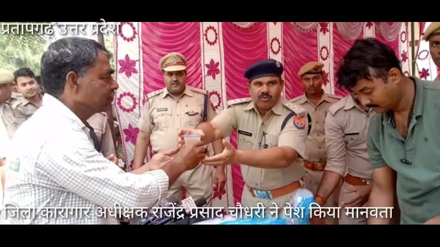 जिला कारागार अधीक्षक राजेंद्र प्रसाद चौधरी ने मुलाक़ातियो को पिलाया शरबत,भीषण गर्मी में पेश किया मानवता