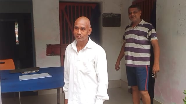 शराब के नशे में एक व्यक्ति को मेहंदिया पुलिस ने किया गिरफ्तार जुर्माना देने के बाद न्यायालय से मिली जमानत।