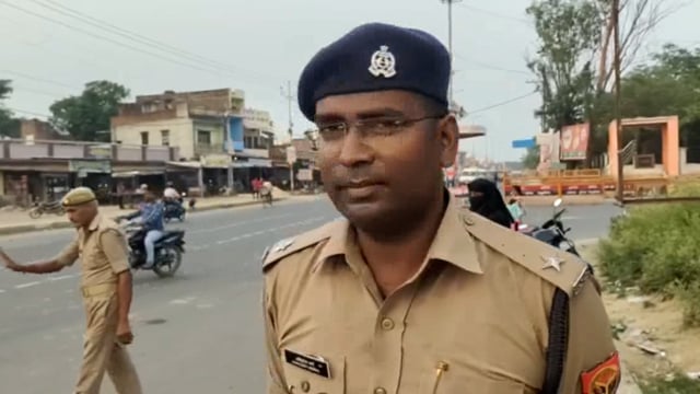 सीओ अखिलेश वर्मा ने ट्रैफिक नियमों को लेकर दी जानकारी