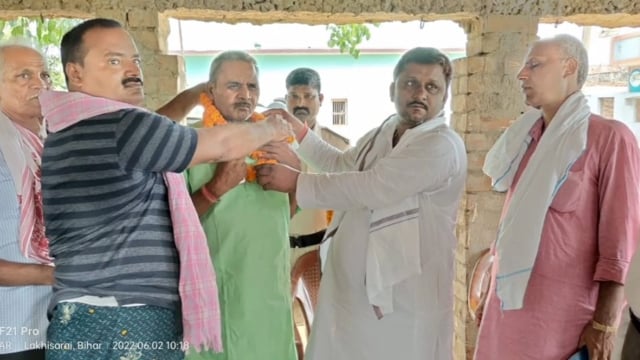 चानन  : सूर्यगढा विधायक ने किया चानन क्षेत्र का दौरा, दिया सिहचक-लक्षमीपुर सड़क निर्माण का आश्वासन। 