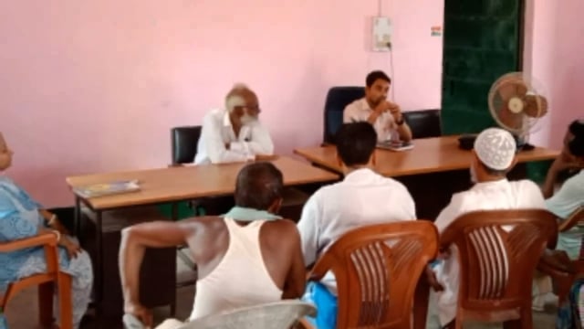 मोरसंडा में स्वच्छता को लेकर मोरसंडा में एक बैठक आयोजित की गई, बैठक की अध्यक्षता मुखिया राजू नायक ने की