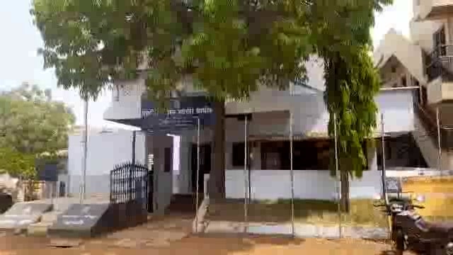 लोणी येथे दोन गटात हाणामारी ग्रामीण पोलीस ठाण्यात 10 लोकांवर गुन्हे दाखल