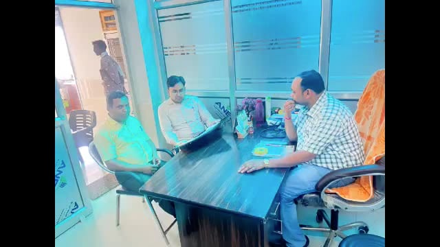 अवैध अस्पताल पर स्वास्थ्य विभाग की टीम ने मारा छापा किया सील अनभिज्ञ डॉक्टरों द्वारा उपचार अभिलेख दिखाने के लिए आदेश
