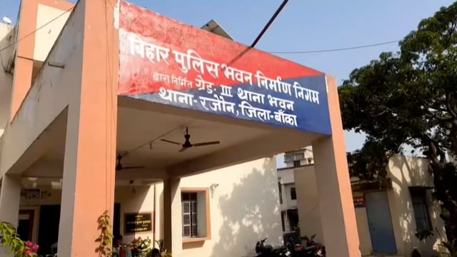 वर वधू स्वागत समारोह के दौरान मोटरसाइकिल चोरी